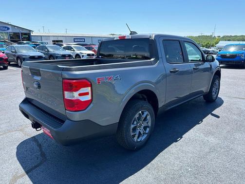 CARBONIZED GRAY METALLIC 2026 Ford Maverick XLT