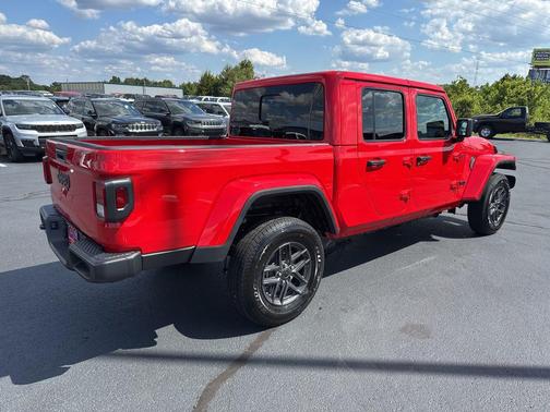 2025 Jeep Gladiator Sport S