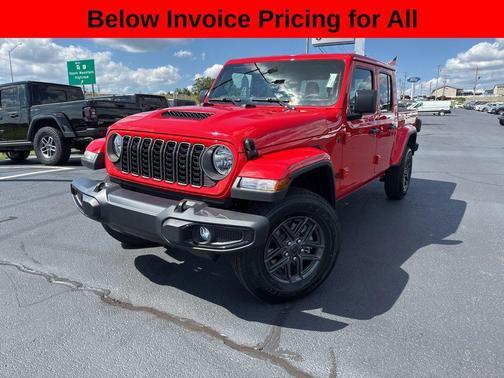 Firecracker Red Clearcoat 2025 Jeep Gladiator Sport S