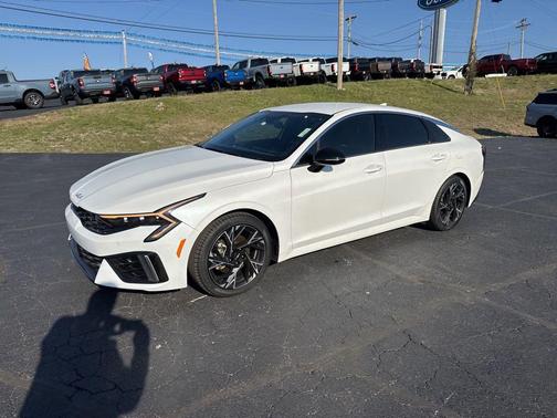 Snow White Pearl 2025 Kia K5 GT-Line