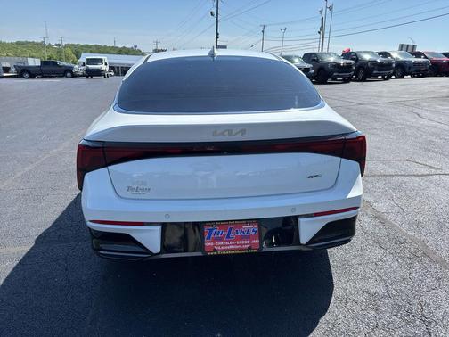 Snow White Pearl 2025 Kia K5 GT-Line