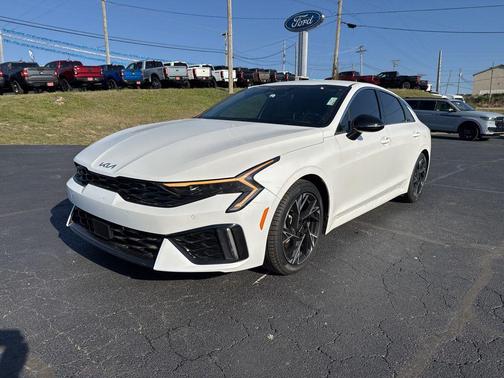 Snow White Pearl 2025 Kia K5 GT-Line