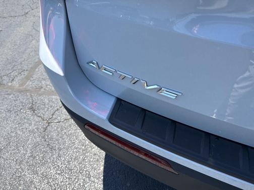 SPACE WHITE METALLIC 2026 Ford Explorer Active