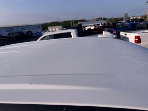 Summit White 2020 GMC Sierra 1500 SLT
