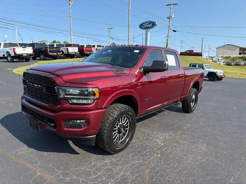 Delmonico Red Pearlcoat 2022 RAM 2500 Limited Crew Cab 4x4 6'4' Box