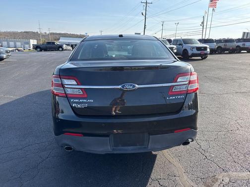 2014 Ford Taurus Limited