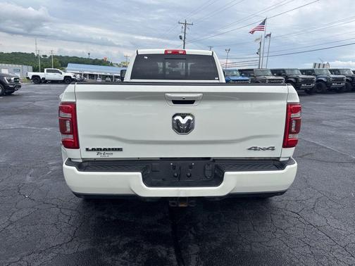 Pearl White 2024 RAM 3500 Laramie Crew Cab 4x4 8' Box