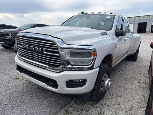 Pearl White 2024 RAM 3500 Laramie Crew Cab 4x4 8' Box