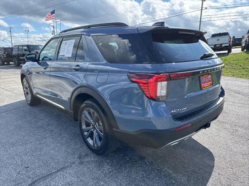 2025 Ford Explorer Active