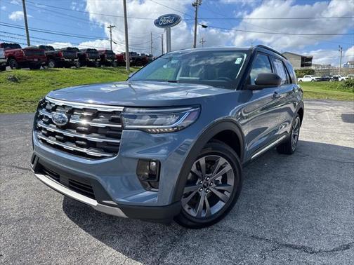 2025 Ford Explorer Active