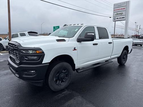 2026 RAM 3500 Tradesman Crew Cab 4x4 8' Box