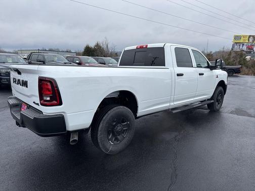 2026 RAM 3500 Tradesman Crew Cab 4x4 8' Box
