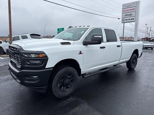 2026 RAM 3500 Tradesman Crew Cab 4x4 8' Box