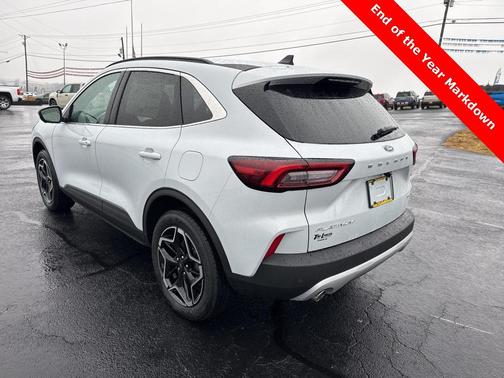 2026 Ford Escape Platinum