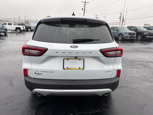 2026 Ford Escape Platinum