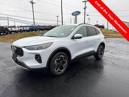 2026 Ford Escape Platinum