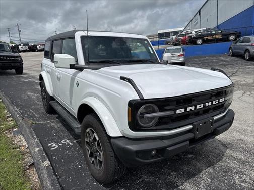 2024 Ford Bronco Outer Banks