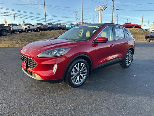 2022 Ford Escape Titanium