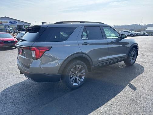 2026 Ford Explorer Active w/200A Pkg