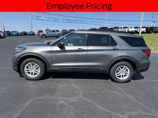 Carbonized Gray Metallic 2026 Ford Explorer Active
