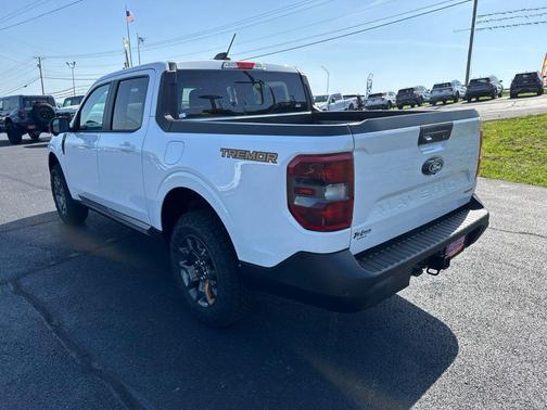Oxford White 2026 Ford Maverick Tremor
