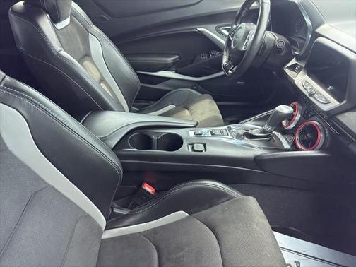 2023 Chevrolet Camaro RWD Convertible LT1