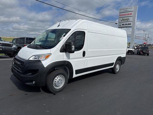 Bright White Clearcoat 2026 RAM ProMaster 2500 Tradesman