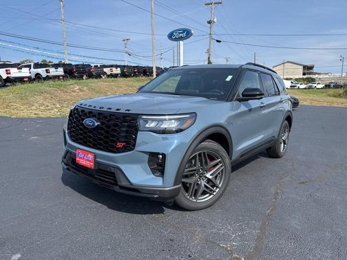 2025 Ford Explorer ST