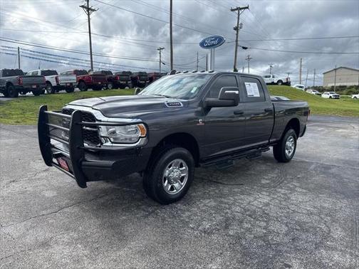 2024 RAM 3500 Tradesman Crew Cab 4x4 6'4' Box