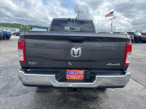 2024 RAM 3500 Tradesman Crew Cab 4x4 6'4' Box