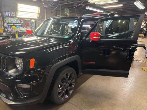 2023 Jeep Renegade (RED) Edition 4x4