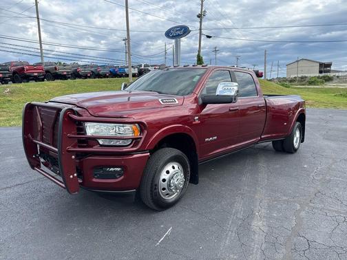 Delmonico Red Pearlcoat 2024 RAM 3500 Longhorn