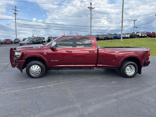 Delmonico Red Pearlcoat 2024 RAM 3500 Longhorn