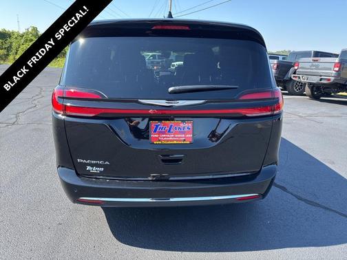 2025 Chrysler Pacifica L