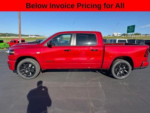Molten Red Pearlcoat 2026 RAM 1500 Laramie