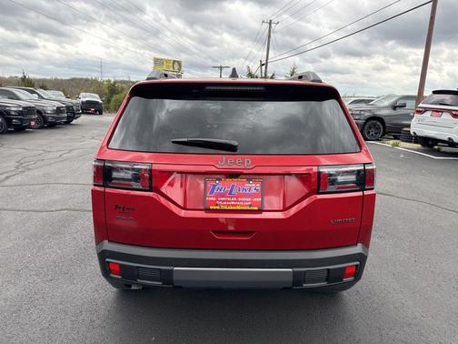 Red Hot Pearlcoat 2026 Jeep Cherokee Limited