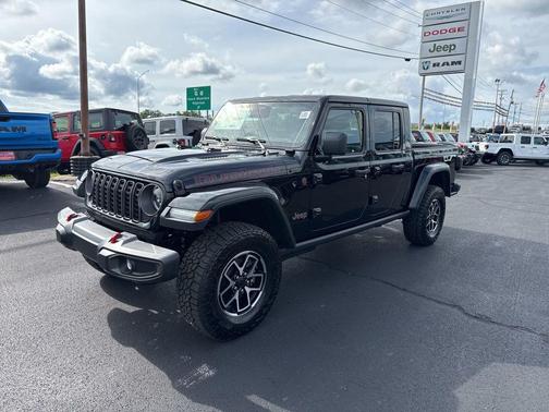Black Clearcoat 2026 Jeep Gladiator Rubicon