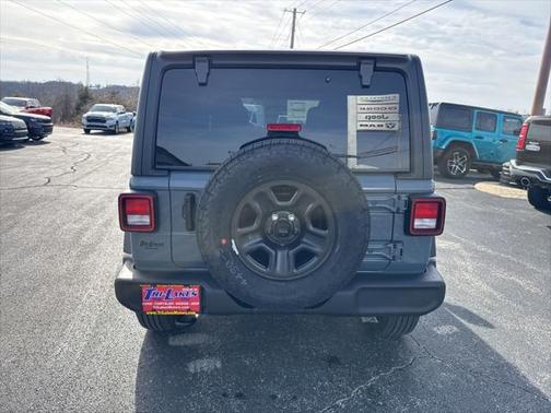 2025 Jeep Wrangler Sport