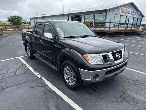 Magnetic Black Pearl 2019 Nissan Frontier SL
