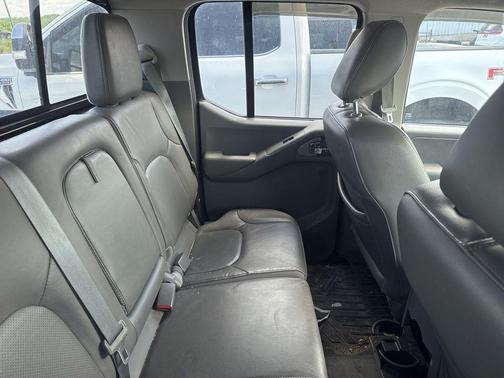 Magnetic Black Pearl 2019 Nissan Frontier SL