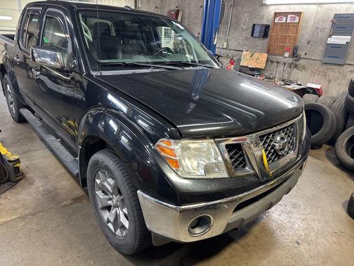 Magnetic Black Pearl 2019 Nissan Frontier SL