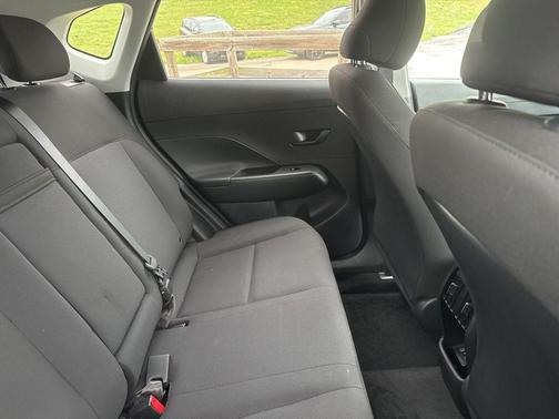 Ecotronic Gray Pearl 2024 Hyundai KONA SEL