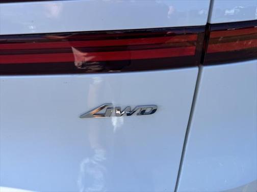 2025 Genesis GV70 2.5T AWD
