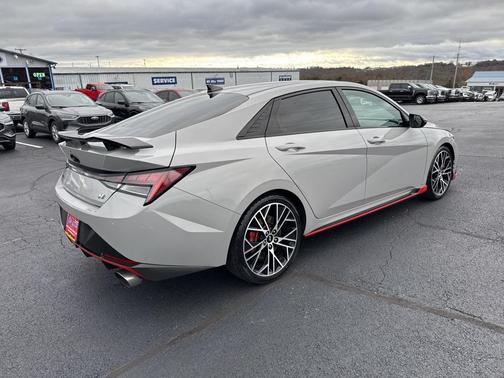 2022 Hyundai ELANTRA N Base