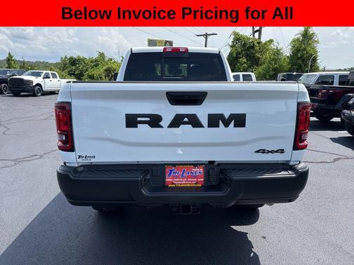 Bright White Clearcoat 2025 RAM 2500 Tradesman Crew Cab 4x4 6'4' Box