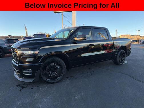 Diamond Black Crystal Pearlcoat 2026 RAM 1500 Big Horn/Lone Star
