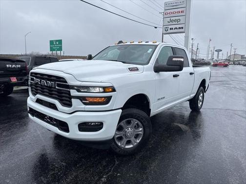 2025 RAM 2500 Big Horn Crew Cab 4x4 6'4' Box