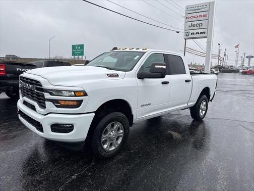 2025 RAM 2500 Big Horn Crew Cab 4x4 6'4' Box
