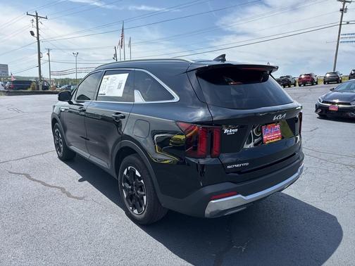 2025 Kia Sorento S