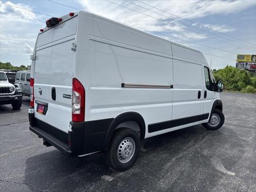 2025 RAM ProMaster 2500 Tradesman
